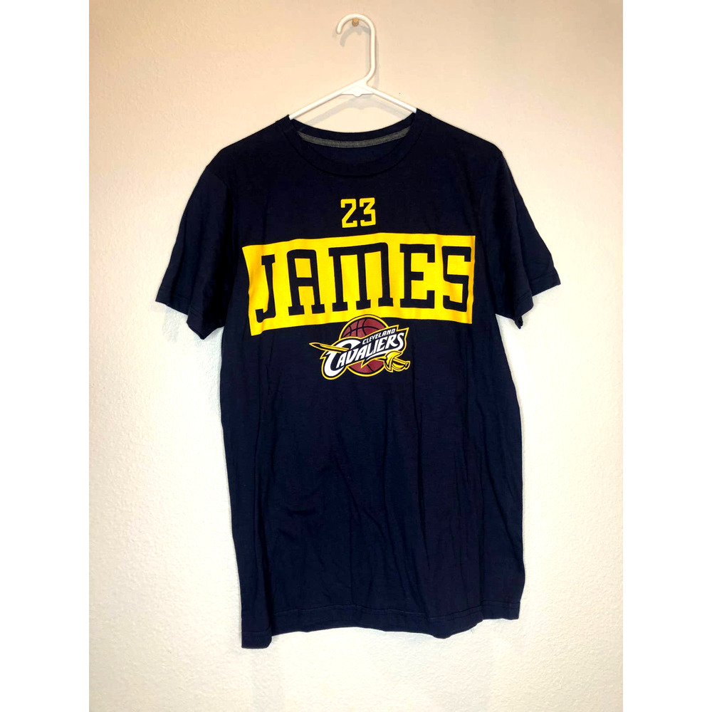 nwot cleveland cavs lebron james shirt